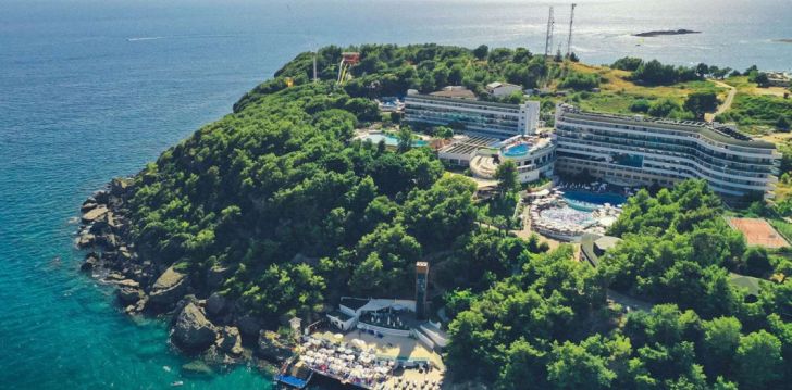 Apsistokite A GOOD LIFE UTOPIA FAMILY RESORT viešbutyje už gerą kainą.