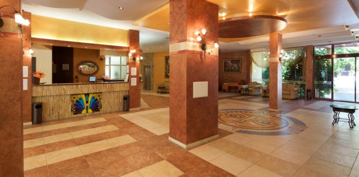 YAVOR PALACE - klientų vertinamas, kaip geras kainos ir kokybės santykis.