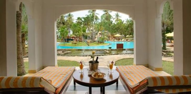 Viešbutis SAROVA WHITE SANDS BEACH RESORT & SPA įsikūręs Kenija.