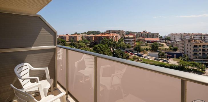 Viešbutis H TOP ROYAL STAR LLORET įsikūręs Ispanija.