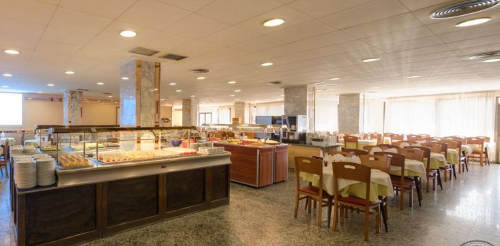 Apgyvendinimas 4* H TOP ROYAL STAR LLORET