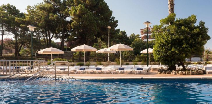 Apsistokite H TOP ROYAL STAR LLORET viešbutyje už gerą kainą.