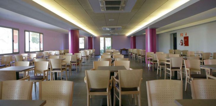 TOSSA BEACH CENTER - klientų vertinamas, kaip geras kainos ir kokybės santykis.