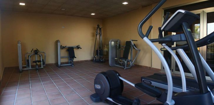Viešbutis TOSSA BEACH CENTER įsikūręs Ispanija.