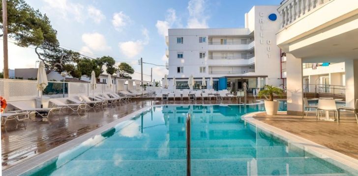 Viešbutis WELIKE TRITON BEACH HOTEL įsikūręs Ispanija.