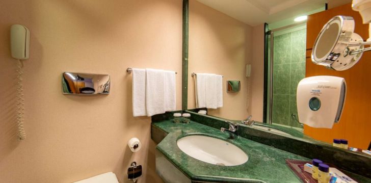 Nepraleisk progos pailsėti už gerą kainą - viešbutyje PORTO BELLO HOTEL RESORT & SPA