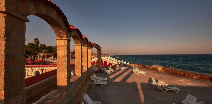 Viešbutis CLUB HOTEL SERA įsikūręs Turkija.