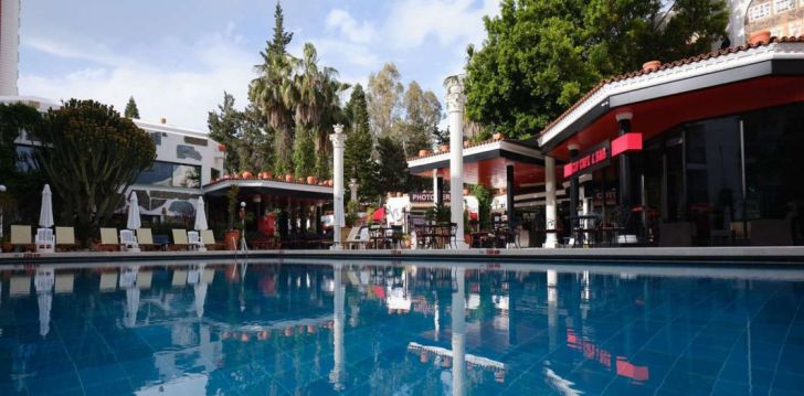 Tavęs laukia poilsis Turkija įsikūrusiame CLUB HOTEL SERA