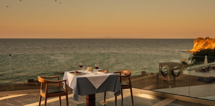 CAVO ORIENT BEACH HOTEL & SUITES - klientų vertinamas, kaip geras kainos ir kokybės santykis.