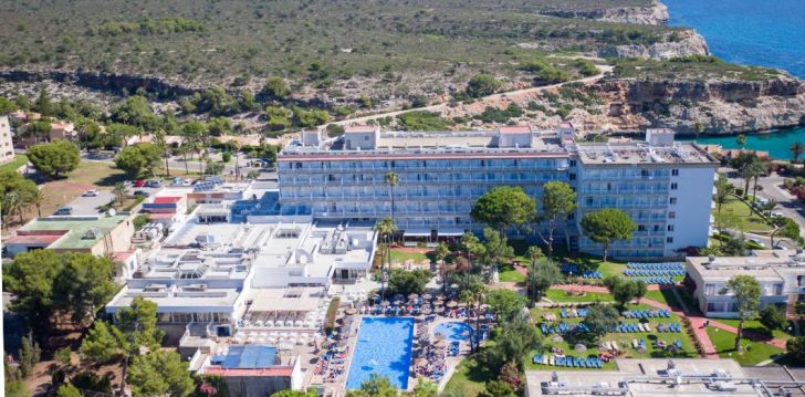 Rinkitės viešbutį ALUASUN CALA ANTENA kelionei į Ispanija
