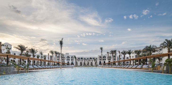 SERRY BEACH RESORT - klientų vertinamas, kaip geras kainos ir kokybės santykis.