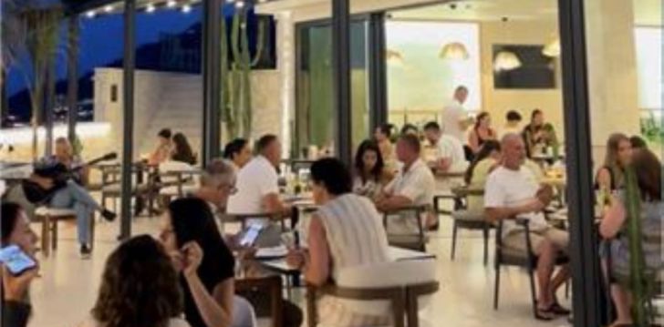 Atostogos Albanija – apsistokite viešbutyje CORAL BOUTIQUE HOTEL