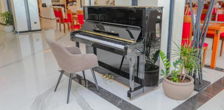 Atostogos Albanija – apsistokite viešbutyje VIVAS HOTEL
