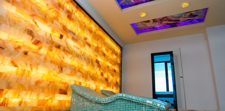 Apgyvendinimas 4* VIVAS HOTEL