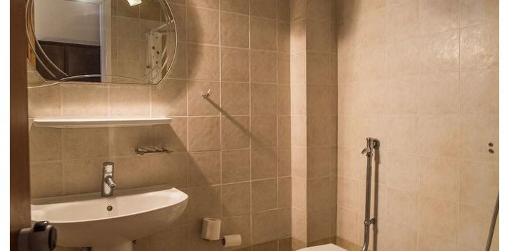 Planuoji kelionę į Graikija? apsistokite 3 viešbutyje HOTEL PERKES COMPLEX. 