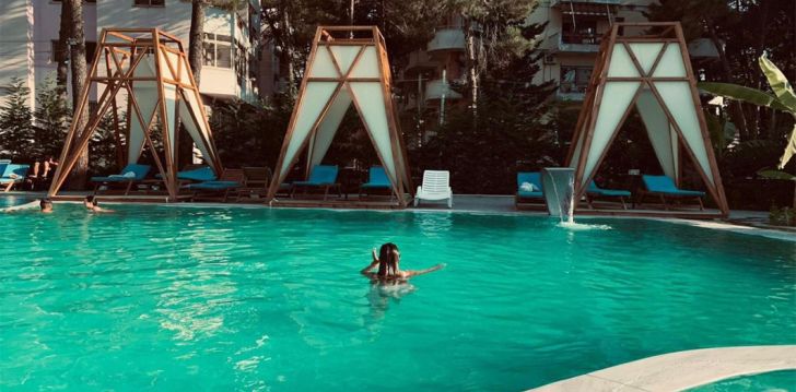 Patogus viešbutis jūsų kelionei – 4* GARDEN PALACE