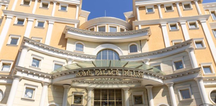 Apsistokite ROME PALACE DELUXE AH viešbutyje už gerą kainą.
