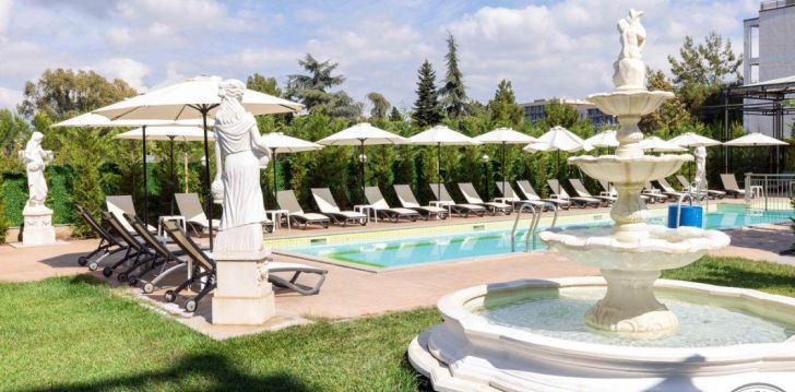 Atostogos Bulgarija – apsistokite viešbutyje ROME PALACE DELUXE AH