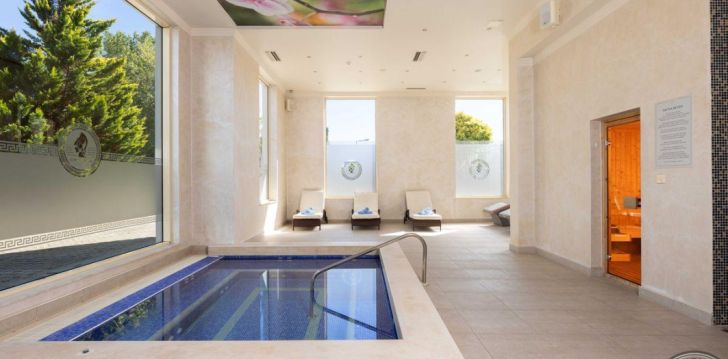 Atostogos Bulgarija – apsistokite viešbutyje ROME PALACE DELUXE AH