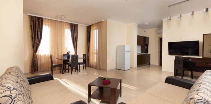 Apgyvendinimas 4* ROME PALACE DELUXE AH