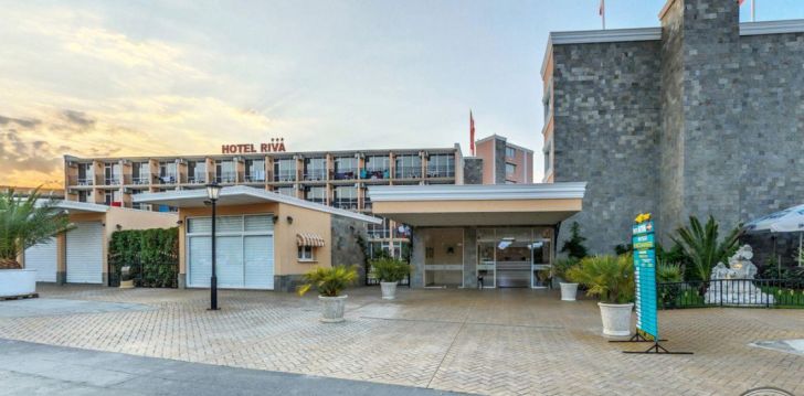 Apsistokite HOTEL RIVA viešbutyje už gerą kainą.