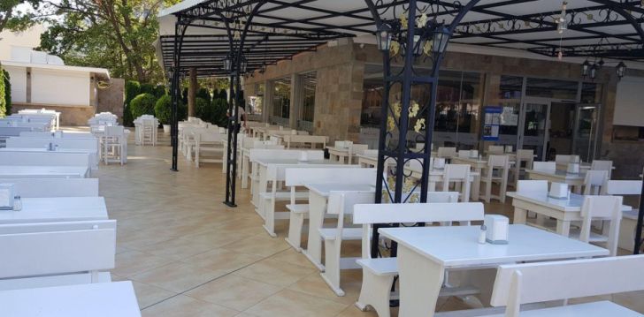 Viešbutis HOTEL RIVA įsikūręs Bulgarija.