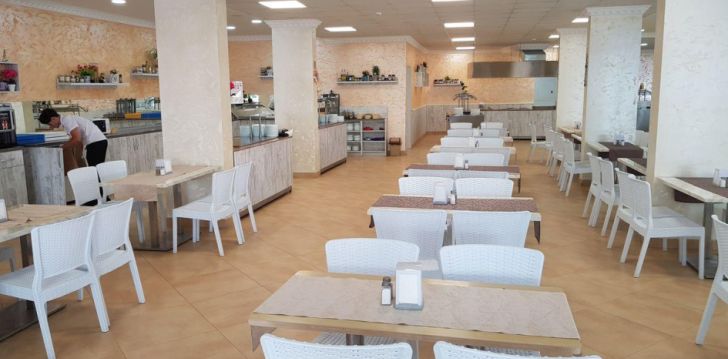 Atostogos Bulgarija – apsistokite viešbutyje HOTEL RIVA