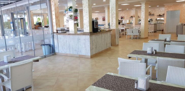 Geras kainos ir kokybės santykis atostogoms - viešbutis HOTEL RIVA