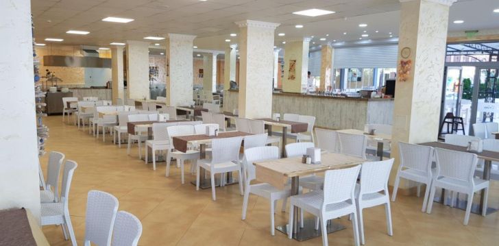 Apgyvendinimas 3* HOTEL RIVA