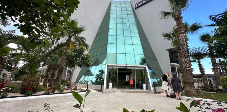 Viešbutis CAMYUVA LUNA HOTEL įsikūręs Turkija.