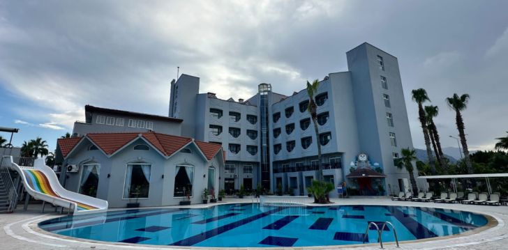 Patogus viešbutis jūsų kelionei – 4* CAMYUVA LUNA HOTEL