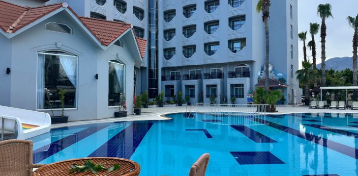 Tavo atostogos prasideda viešbutyje CAMYUVA LUNA HOTEL
