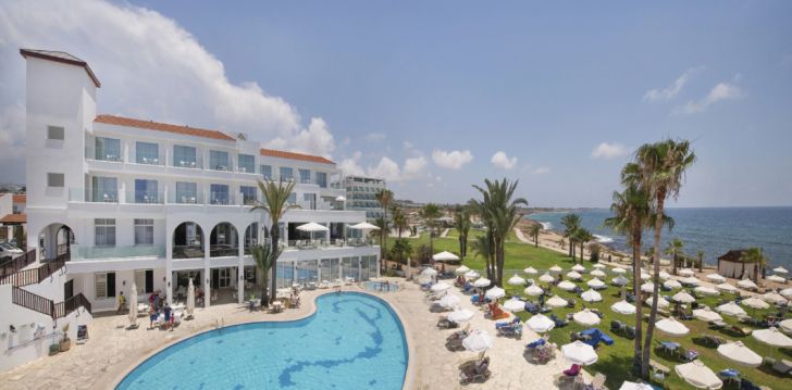 Apsistokite AKTI BEACH HOTEL & VILLAGE RESORT viešbutyje už gerą kainą. 