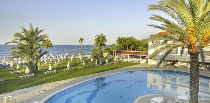 Apgyvendinimas 4* AKTI BEACH HOTEL & VILLAGE RESORT