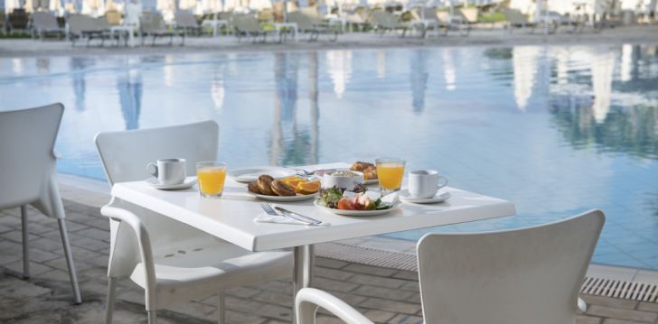 Rinkitės viešbutį AKTI BEACH HOTEL & VILLAGE RESORT kelionei į Kipras