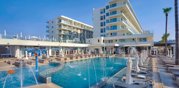 Tavo atostogos prasideda viešbutyje NELIA BEACH HOTEL & SPA
