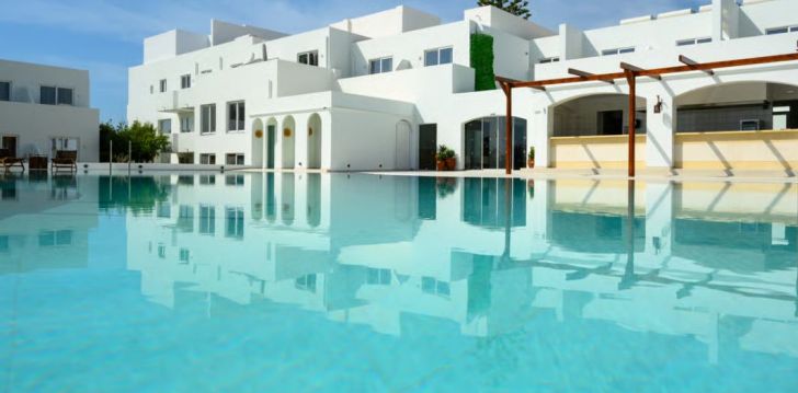 Tavęs laukia poilsis Graikija įsikūrusiame ABSOLUTE KIOTARI RESORT