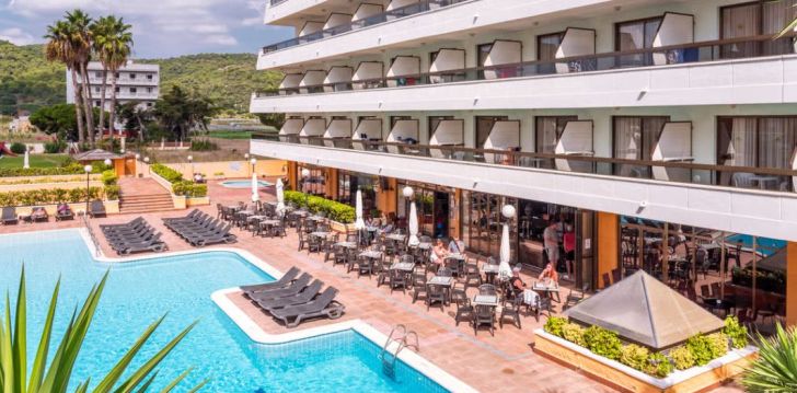 Planuoji kelionę į Ispanija? apsistokite 4 viešbutyje TROPIC PARK.