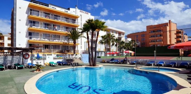 Tavo atostogos prasideda viešbutyje HOTEL SUR