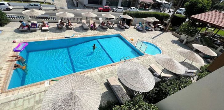 Planuoji kelionę į Graikija? apsistokite 2 viešbutyje GOLDEN DAYS.