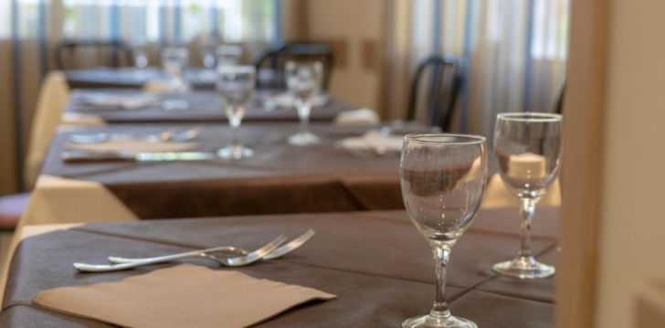 Nepraleisk progos pailsėti už gerą kainą - viešbutyje HOTEL ADIGRAT