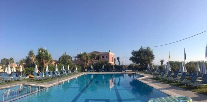 Tavęs laukia poilsis Graikija įsikūrusiame MONIKA HOTEL