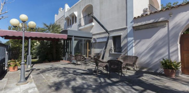 Apsistokite PALUMBO MASSERIA SANT'ANNA viešbutyje už gerą kainą. 
