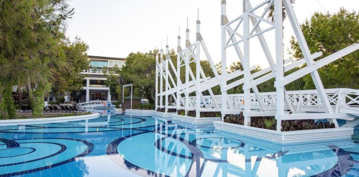 Viešbutis LYKIA WORLD & LINKS GOLF įsikūręs Turkija.