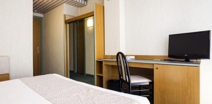Apsistokite BEST WESTERN HOTEL RESIDENCE ITALIA viešbutyje už gerą kainą.
