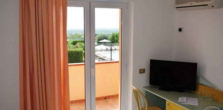 Tavo atostogos prasideda viešbutyje LU' HOTEL PORTO PINO