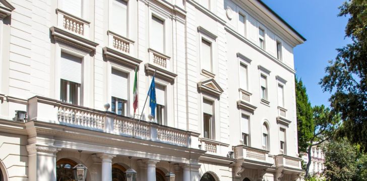 Planuoji kelionę į Italija? apsistokite 4 viešbutyje RESIDENZA PARCO FELLINI.