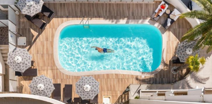 Apsistokite SUITE HOTEL LITORANEO viešbutyje už gerą kainą. 