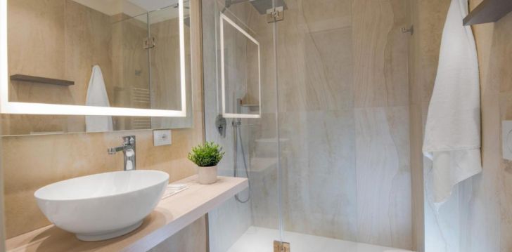 Patogus viešbutis jūsų kelionei – 4* SUITE HOTEL LITORANEO