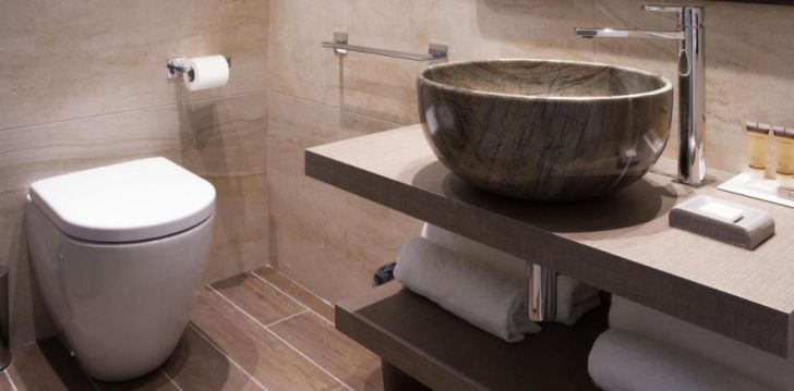 Rinkitės viešbutį SUITE HOTEL LITORANEO kelionei į Italija